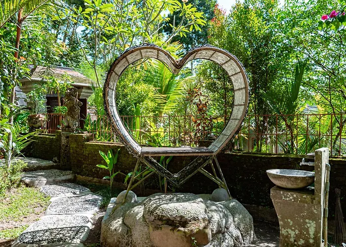 Pada Wareg Villas, Ubud By Sidhi Hospitality Experiences リゾート テガララン